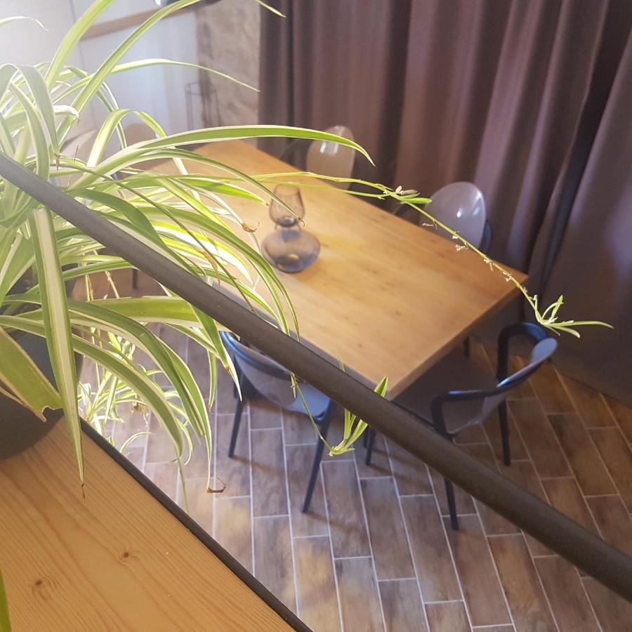 Jardin Kapetanova Kuca Lägenhet Veli Iž Exteriör bild