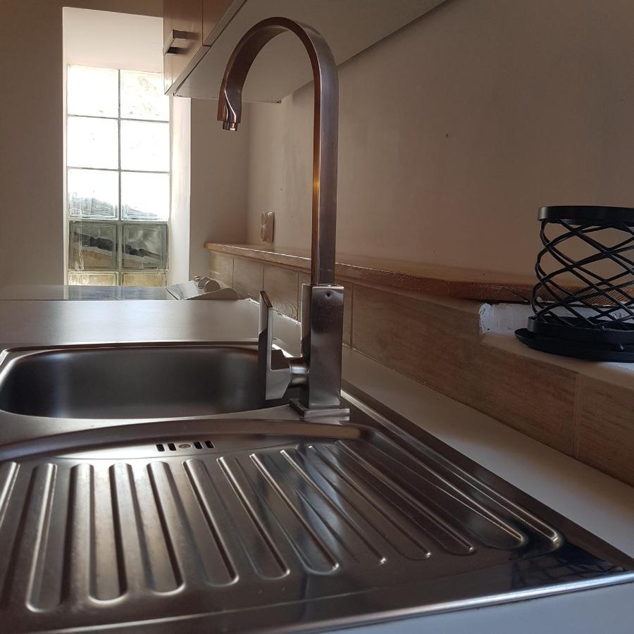Jardin Kapetanova Kuca Lägenhet Veli Iž Exteriör bild