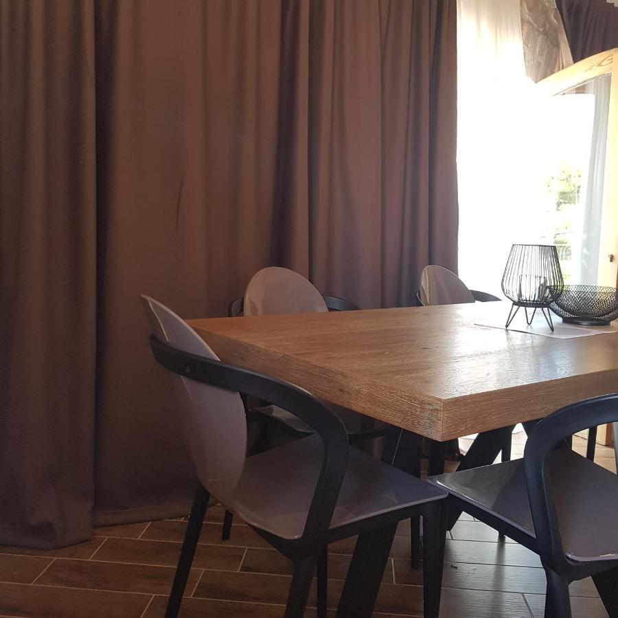Jardin Kapetanova Kuca Lägenhet Veli Iž Exteriör bild