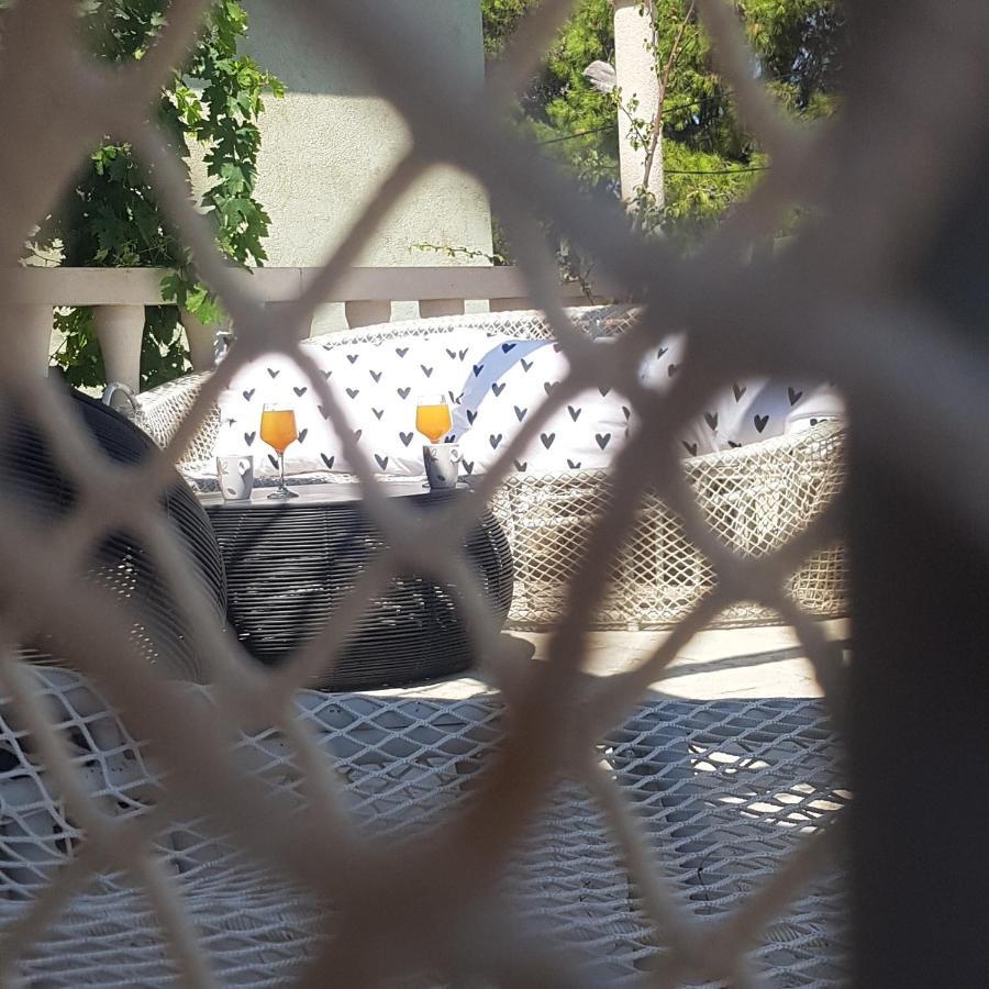 Jardin Kapetanova Kuca Lägenhet Veli Iž Exteriör bild