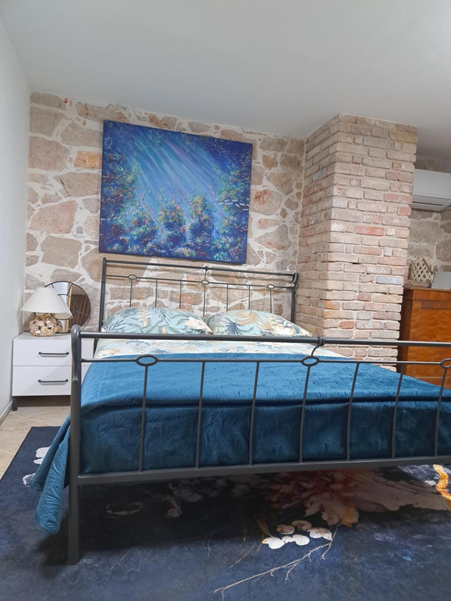 Jardin Kapetanova Kuca Lägenhet Veli Iž Exteriör bild